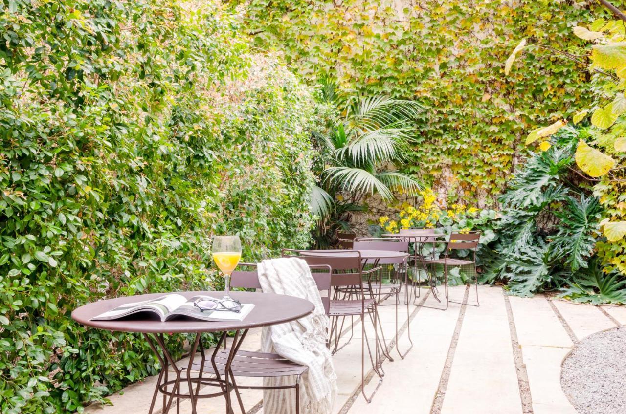 Aspasios Garden Apartments Barcelona Exterior photo